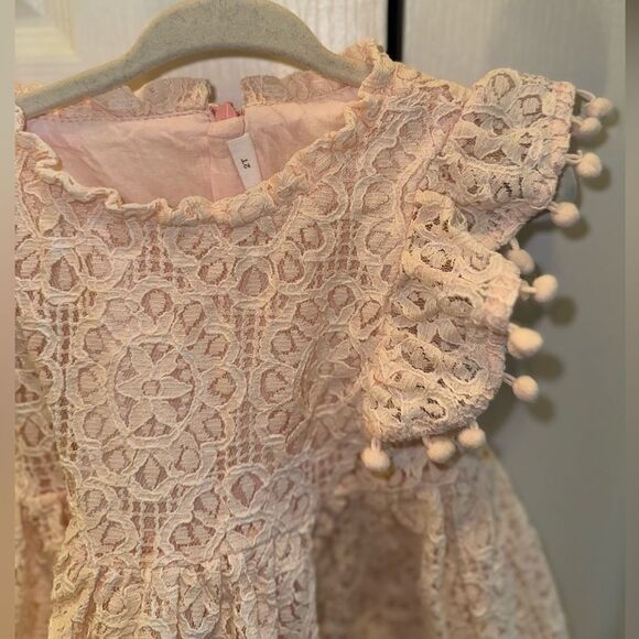 2T Girls Lacey Dress - Picture 2 of 7